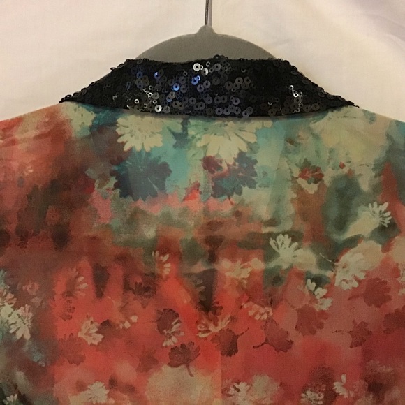 It’s Like Wearing Art Semi Sheer Blouse - Picture 8 of 8